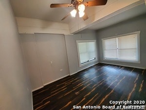 Building Photo - 1609 W Magnolia Ave