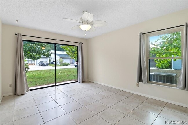 Building Photo - 25 Jamaica St