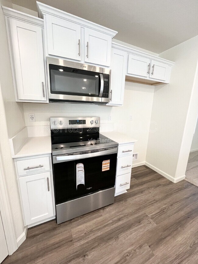 Building Photo - 4075 Cinnabar Ct