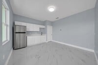 Building Photo - 104 Harry Ave S