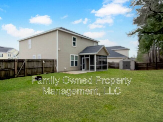 Building Photo - 159 Meadow Wood Rd