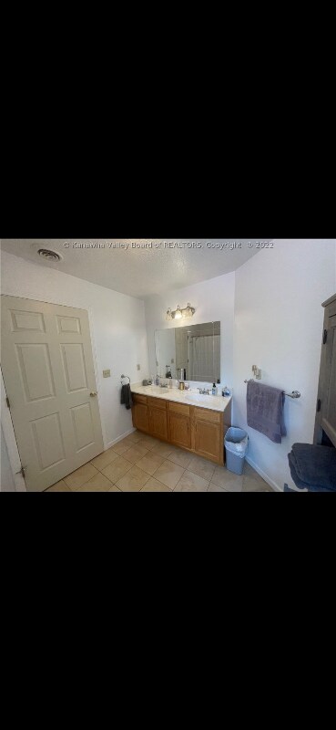 Building Photo - 6 Lincoln Heights
