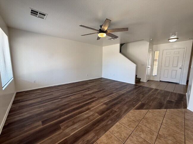 Building Photo - "Spacious 4-Bedroom Haven with 2 Bath Retreats in Laveen's Heart – 1,893 Sq Ft of Comfort!"