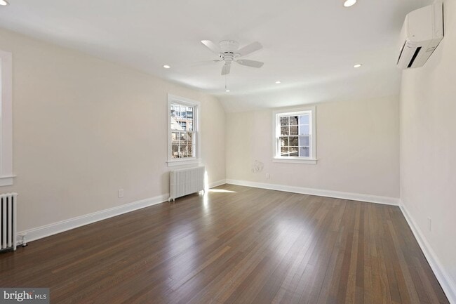 Building Photo - 4816 Leland St