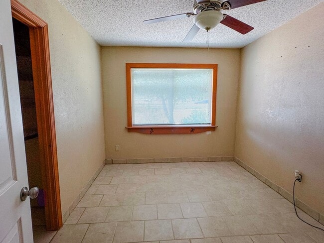 Building Photo - 1104 Indian Wells Rd
