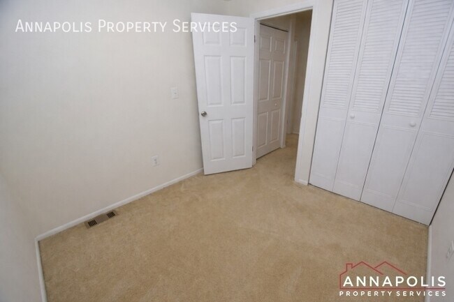 Building Photo - 1702 Forestville Rd