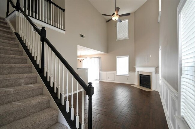 Building Photo - 6215 Smoke Ridge Ln