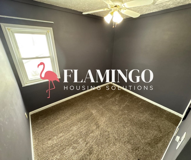 Building Photo - 214 W Main St