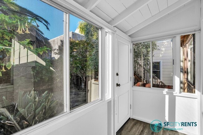 Building Photo - Castro: Single Family Home in the Heart of the Castro w/ Yard & Garage