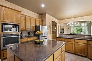 Building Photo - 9024 Bottlebrush Ln