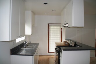 Building Photo - 1642 Berkeley St