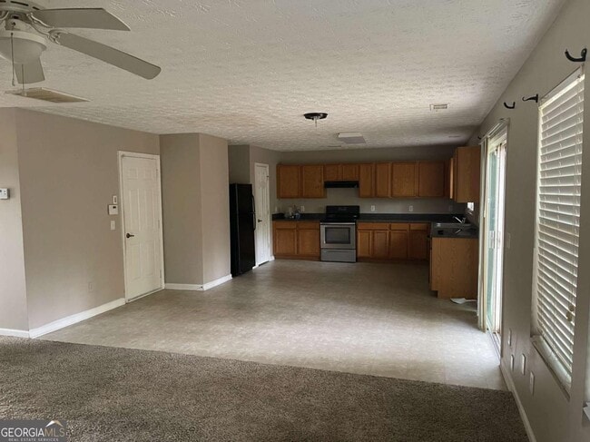 Building Photo - 5549 Sable Way