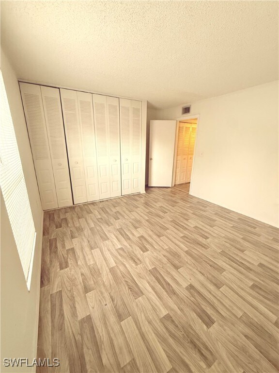 Building Photo - 12666 Kenwood Ln