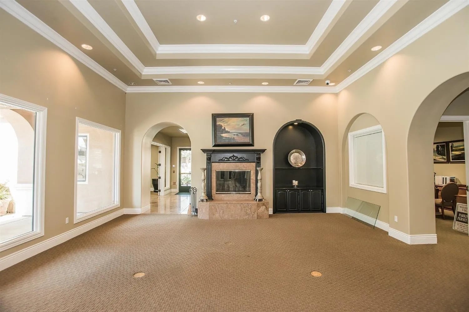 Clubhouse - 4800 Westlake Pky