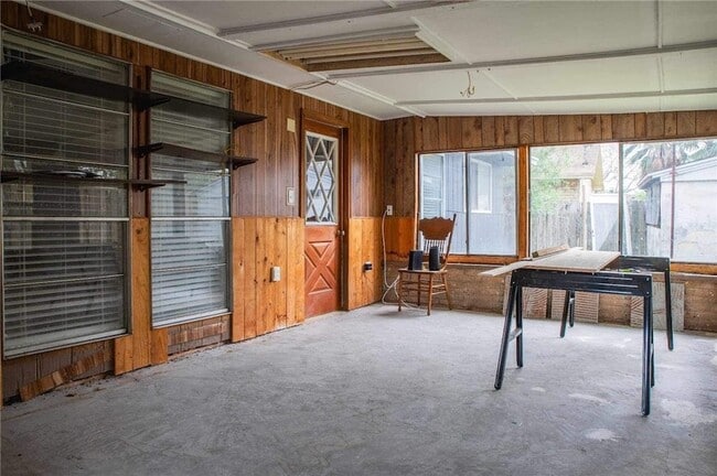 Building Photo - 9563 Goldfinch Cir