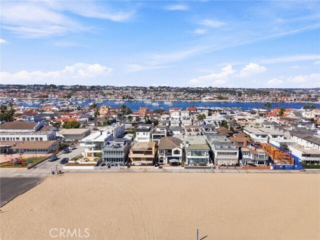 Building Photo - 1228 W Oceanfront