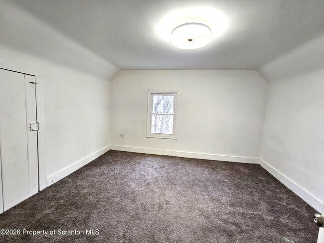 Building Photo - 1515 Brick Ave