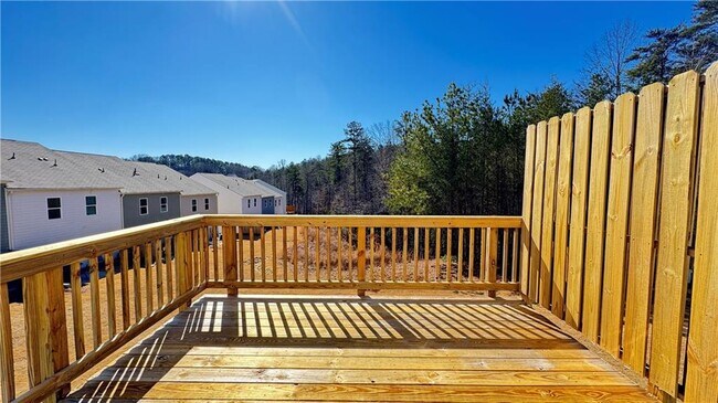 Building Photo - 100 Aspen Ct