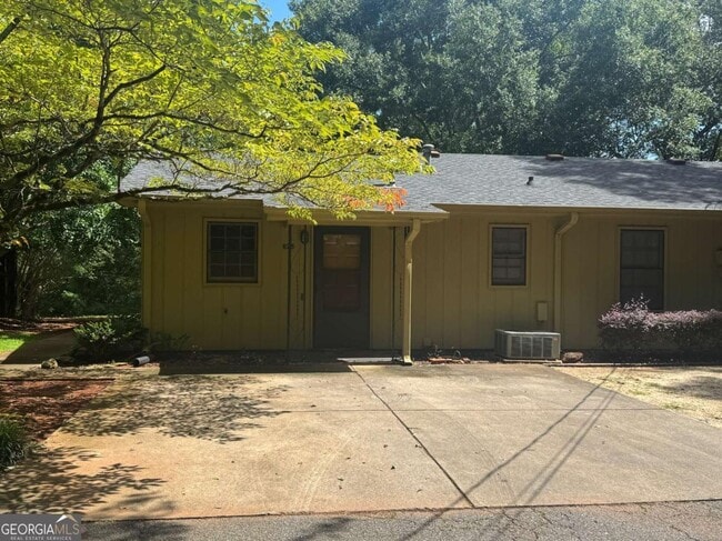 Primary Photo - 625 Epps Bridge Pkwy