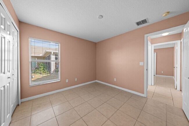 Building Photo - 4 Bedroom 3 Bath Home - Kissimmee ~ Southport Bay Community