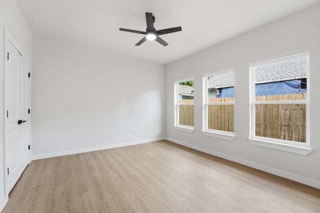 Building Photo - 2710 Gano St