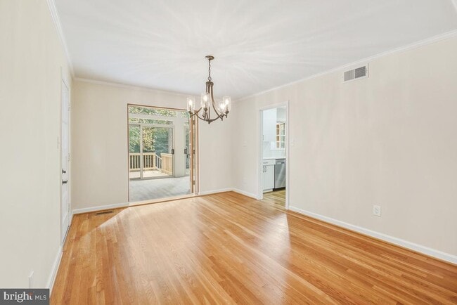 Building Photo - 1203 Brantford Ave