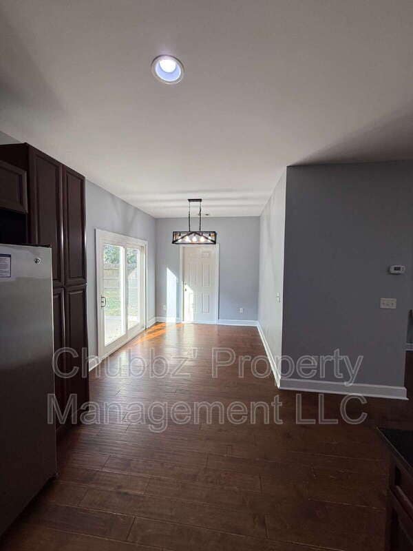 Building Photo - 4 Kaminsky Ln