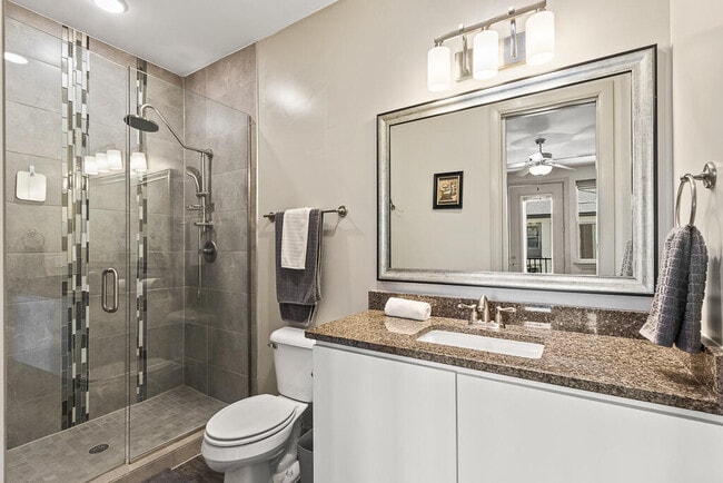 Building Photo - 328 Vin Almoradi Ct