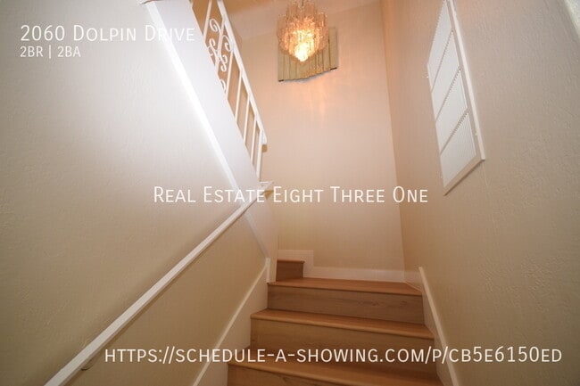 Building Photo - 2060 Dolpin Drive-
