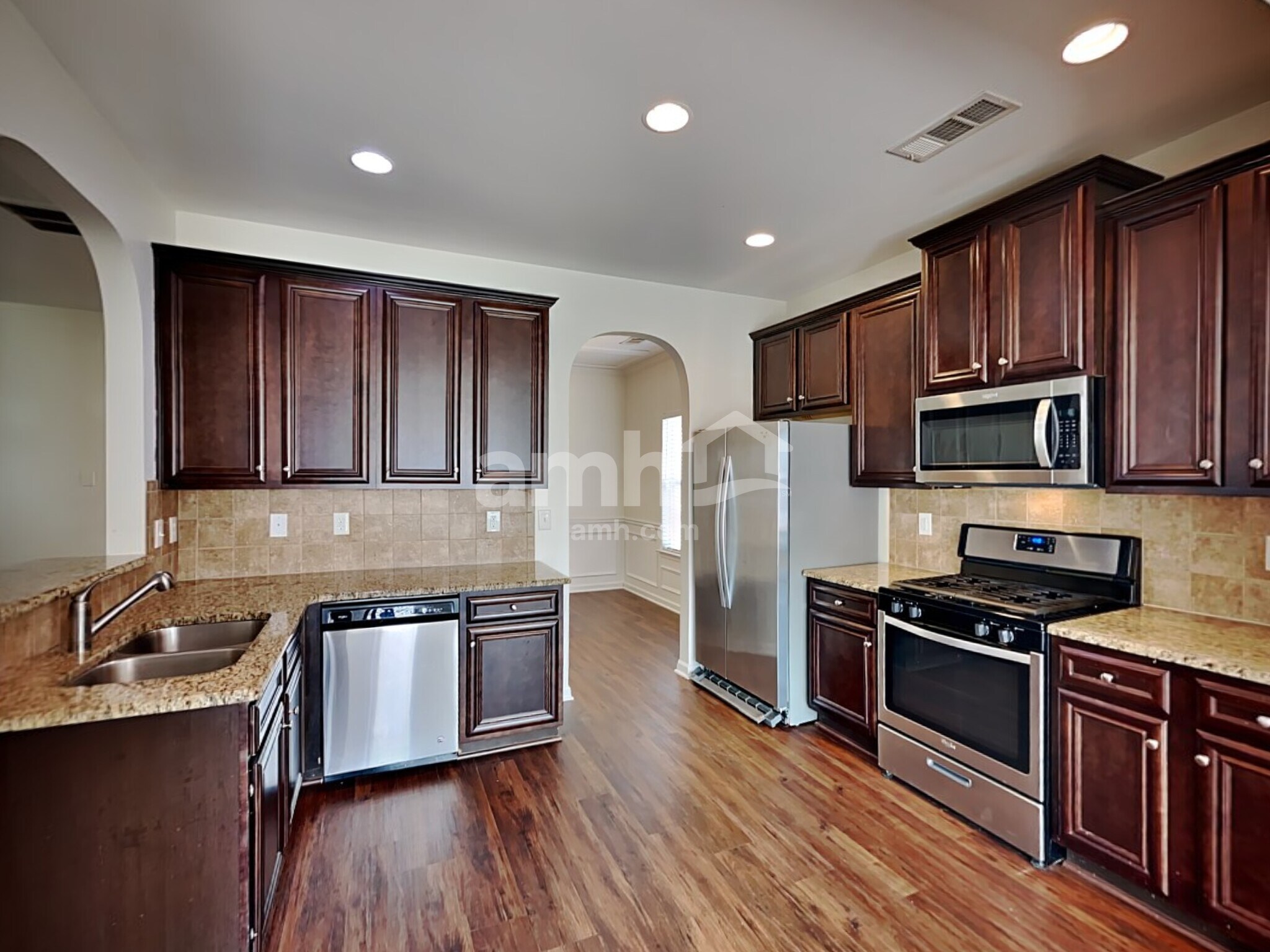 Building Photo - 3389 Gardenside Walk SW