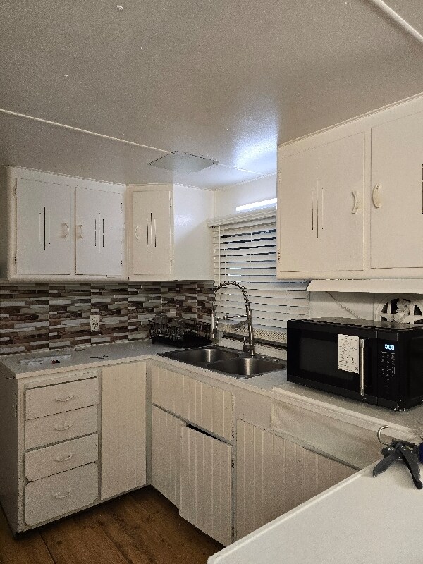 Building Photo - 2335 Cochran St