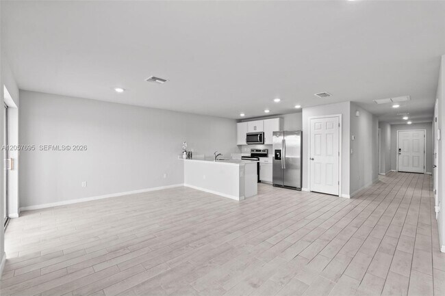 Building Photo - 7020 Ramrod Cir