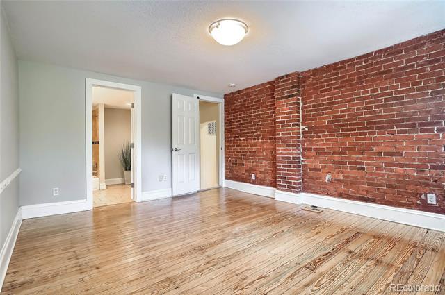 Building Photo - 1717 E 22nd Ave