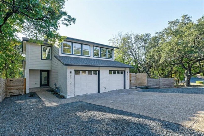 Building Photo - 6712 Hart Ln