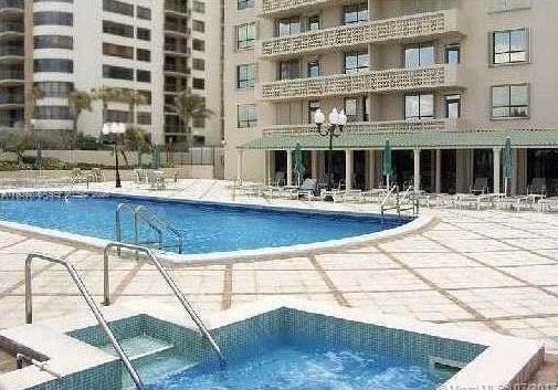 Building Photo - 10185 Collins Ave