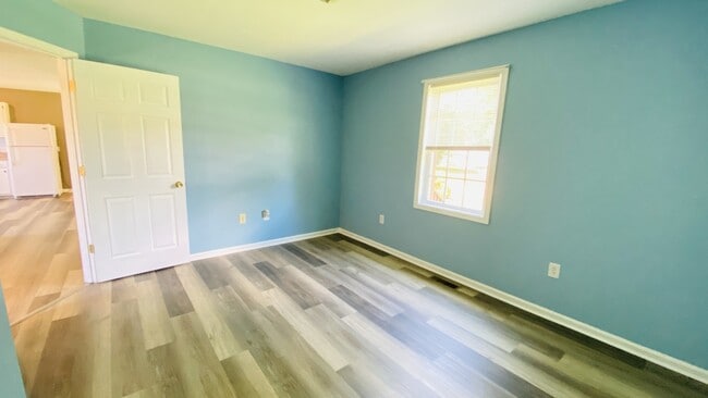 Building Photo - 847 Skipwith Rd