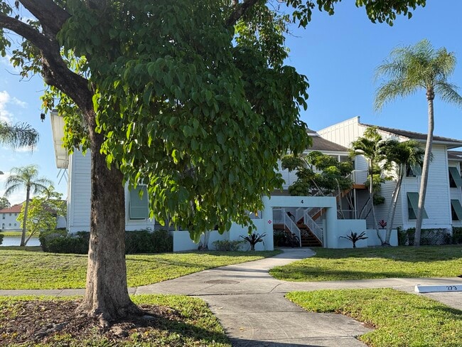 Building Photo - 273 Cypress Point Dr