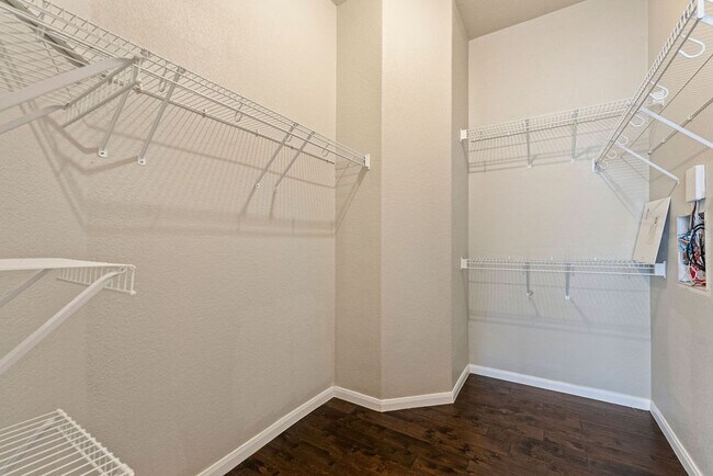 Building Photo - Beautiful 3 bedroom, 2 bathroom home in Northwest Austin!!!
