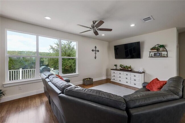 Building Photo - 8005 Flintlock Cir