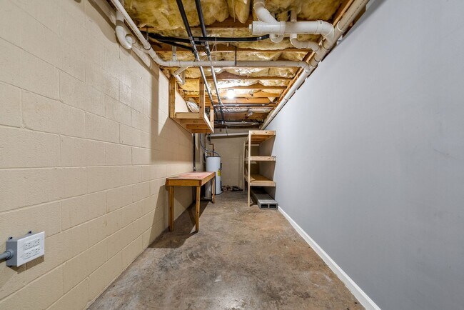 Building Photo - Pet Friendly Three Bedroom with Basement!