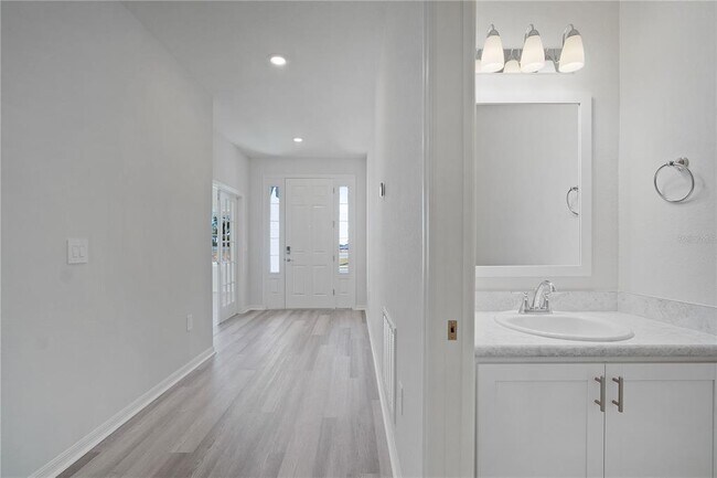 Building Photo - 1609 Astrid rd