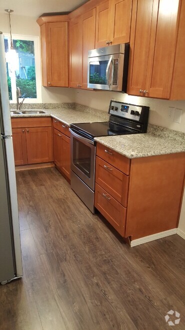 Building Photo - 1461 Rainier Ct