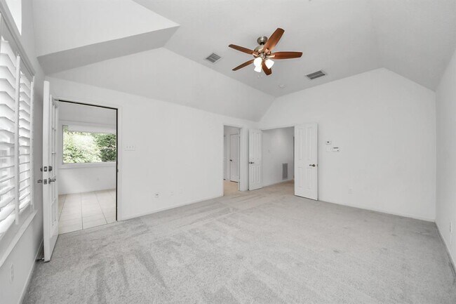 Building Photo - 103 Lakeridge Dr