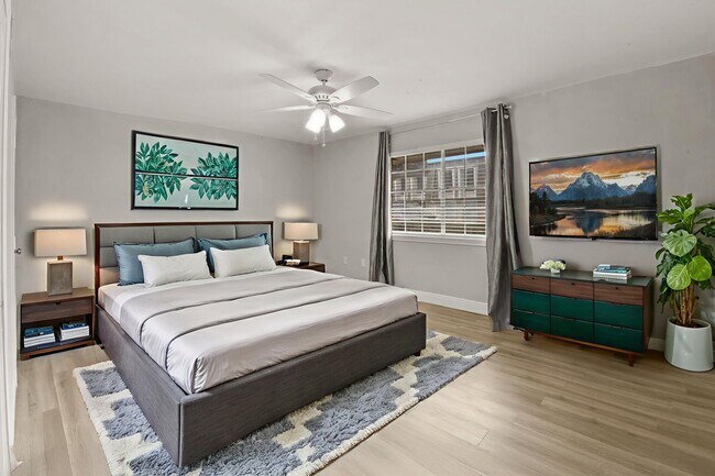 Building Photo - 12633 Memorial Dr