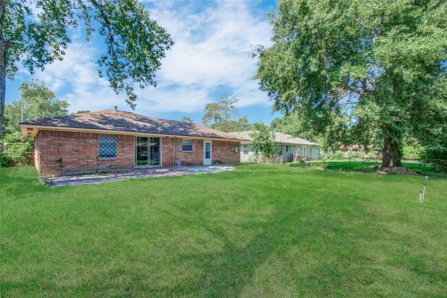 Building Photo - 10226 Envoy St