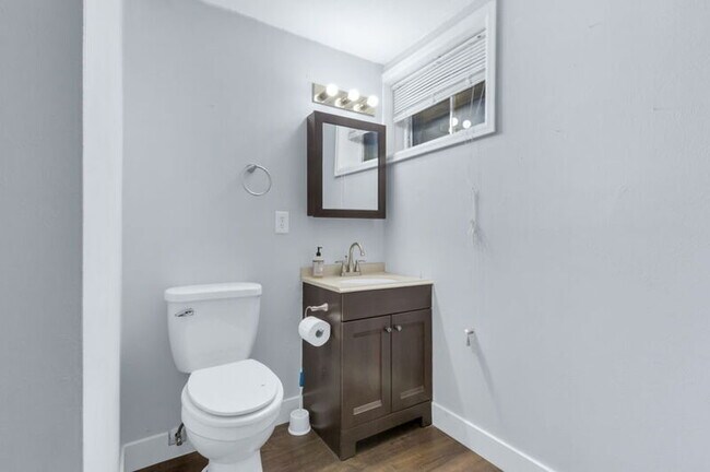 Building Photo - 5851 W 111th Pl