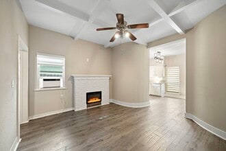 Building Photo - 4618 McKinney St