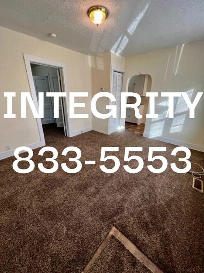 Building Photo - 1849-1851 N. Johnston