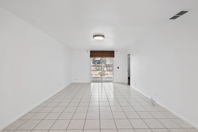 Building Photo - 8667 Uranus Terrace