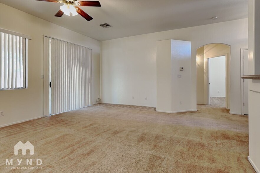 Building Photo - 21627 N 89th Dr